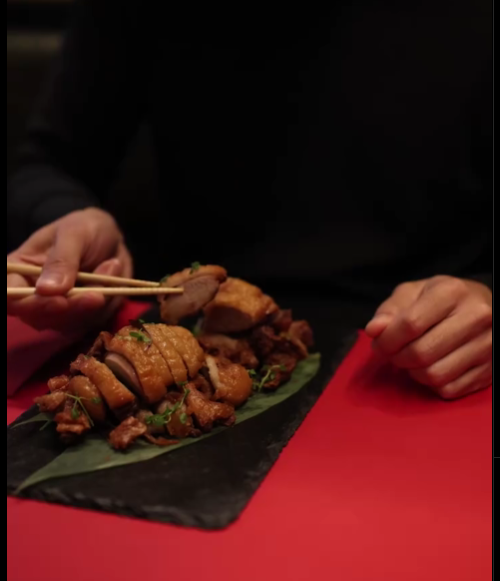 Si cerques autèntic menjar oriental en un ambient únic, Xīnkǔ és el lloc 🥢
